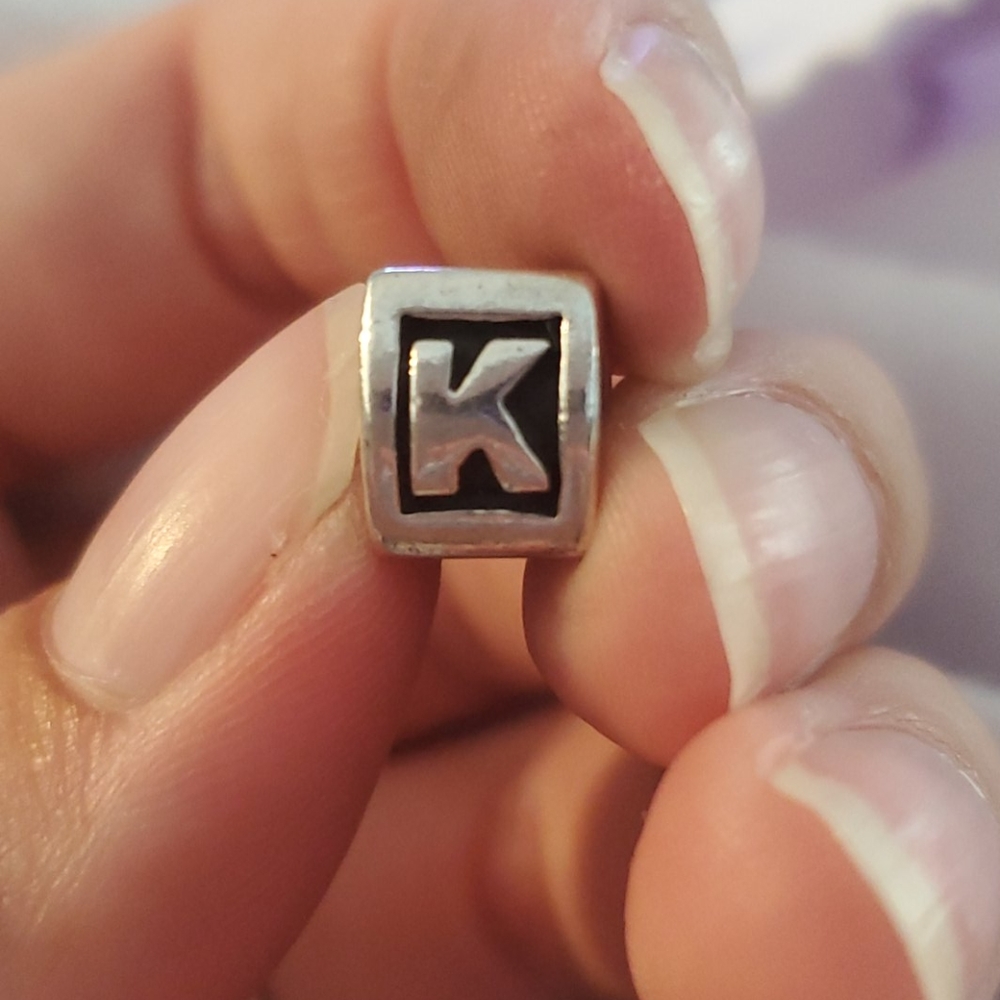 K pandora charm